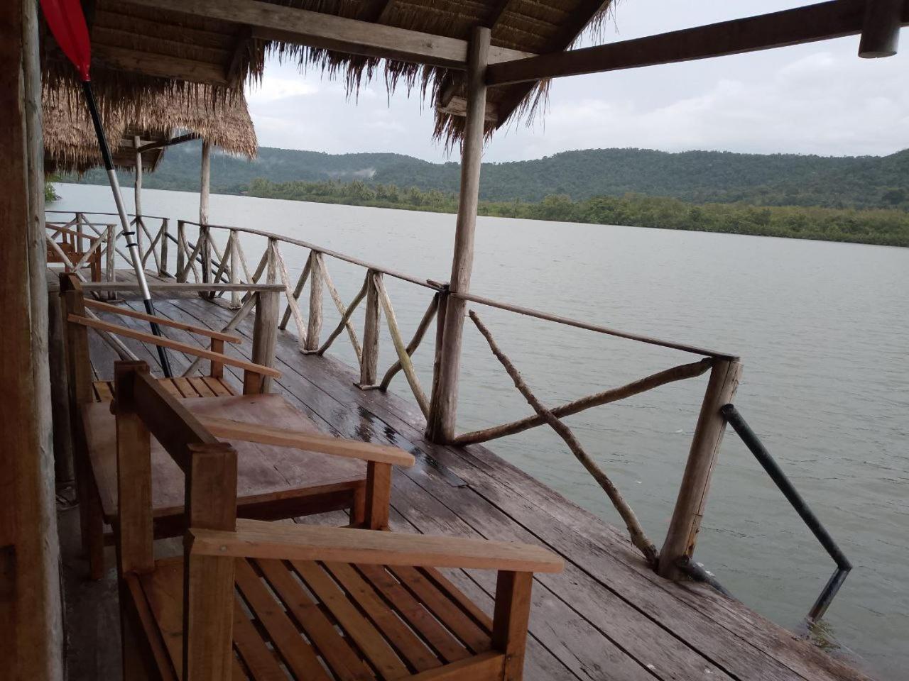 The Floating House Villa Krŏng Kaôh Kŏng Buitenkant foto