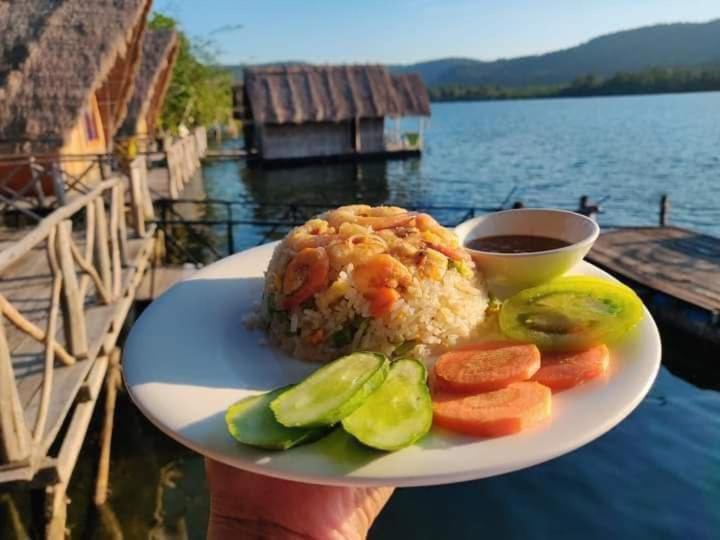The Floating House Villa Krŏng Kaôh Kŏng Buitenkant foto