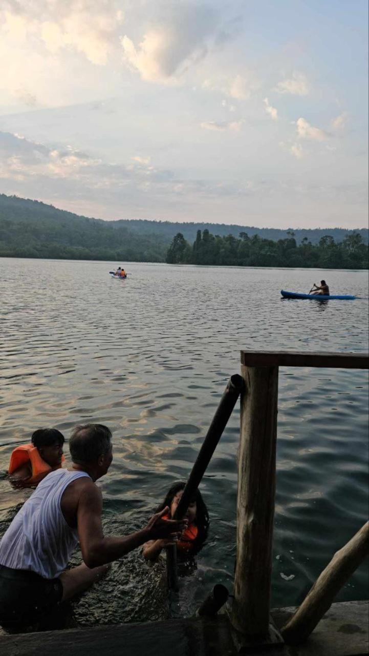 The Floating House Villa Krŏng Kaôh Kŏng Buitenkant foto
