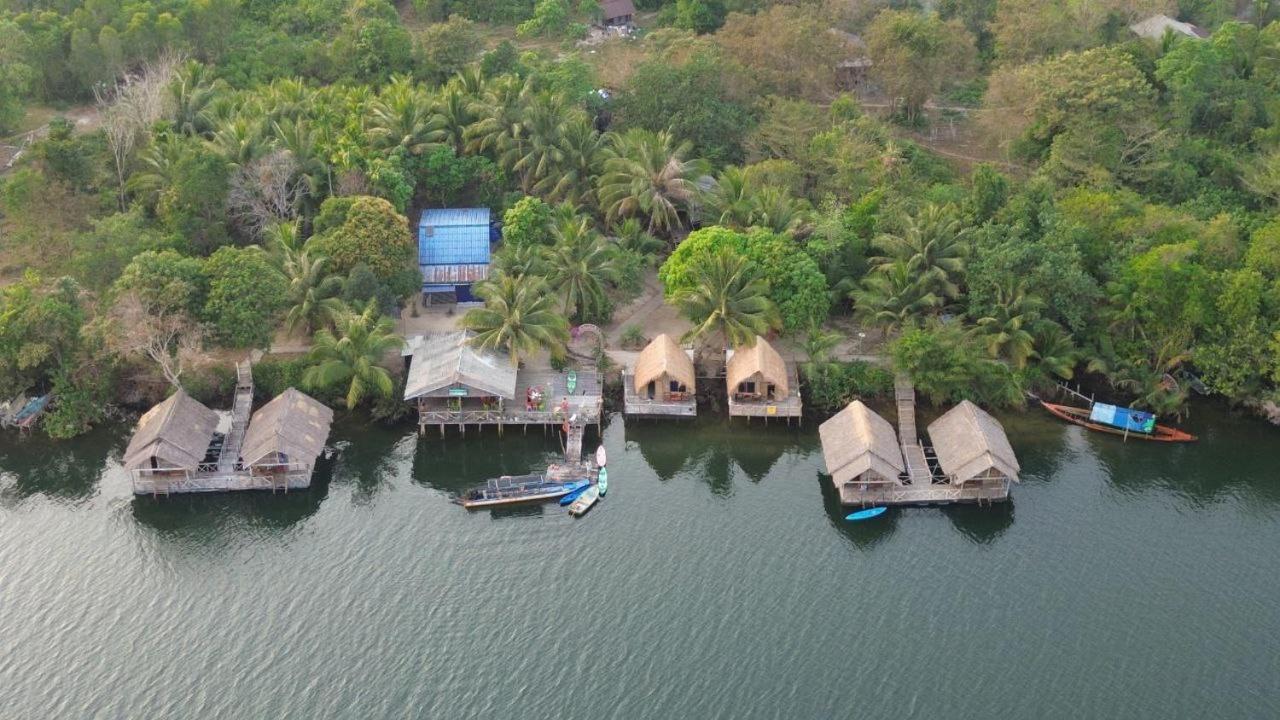The Floating House Villa Krŏng Kaôh Kŏng Buitenkant foto